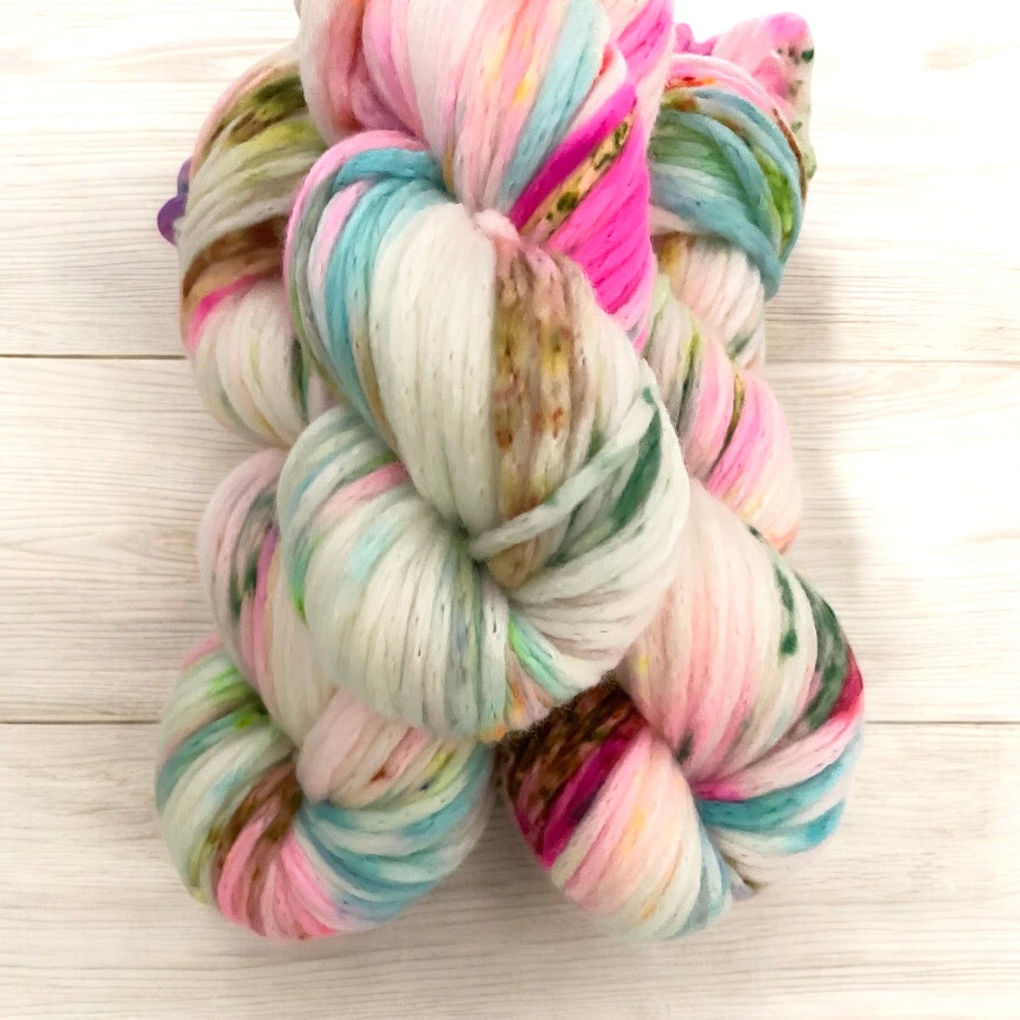 Dazzle Me - Super Chunky/Super Bulky Weight