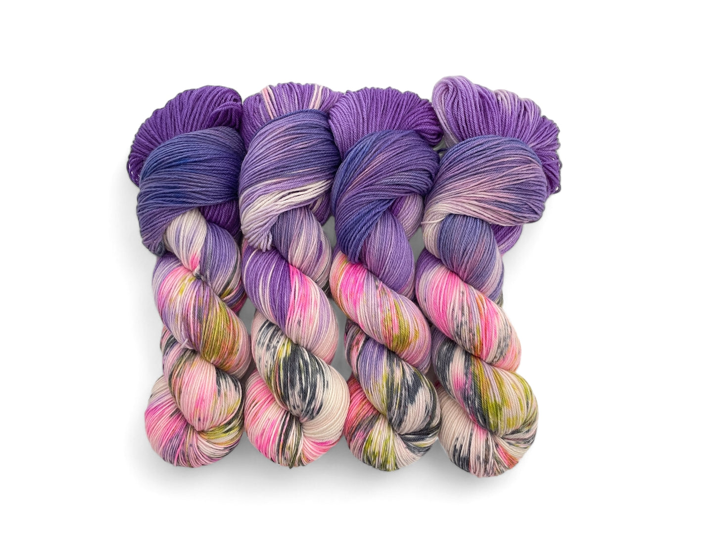VIOLET POSY - Sustainable Fingering/Sock Weight