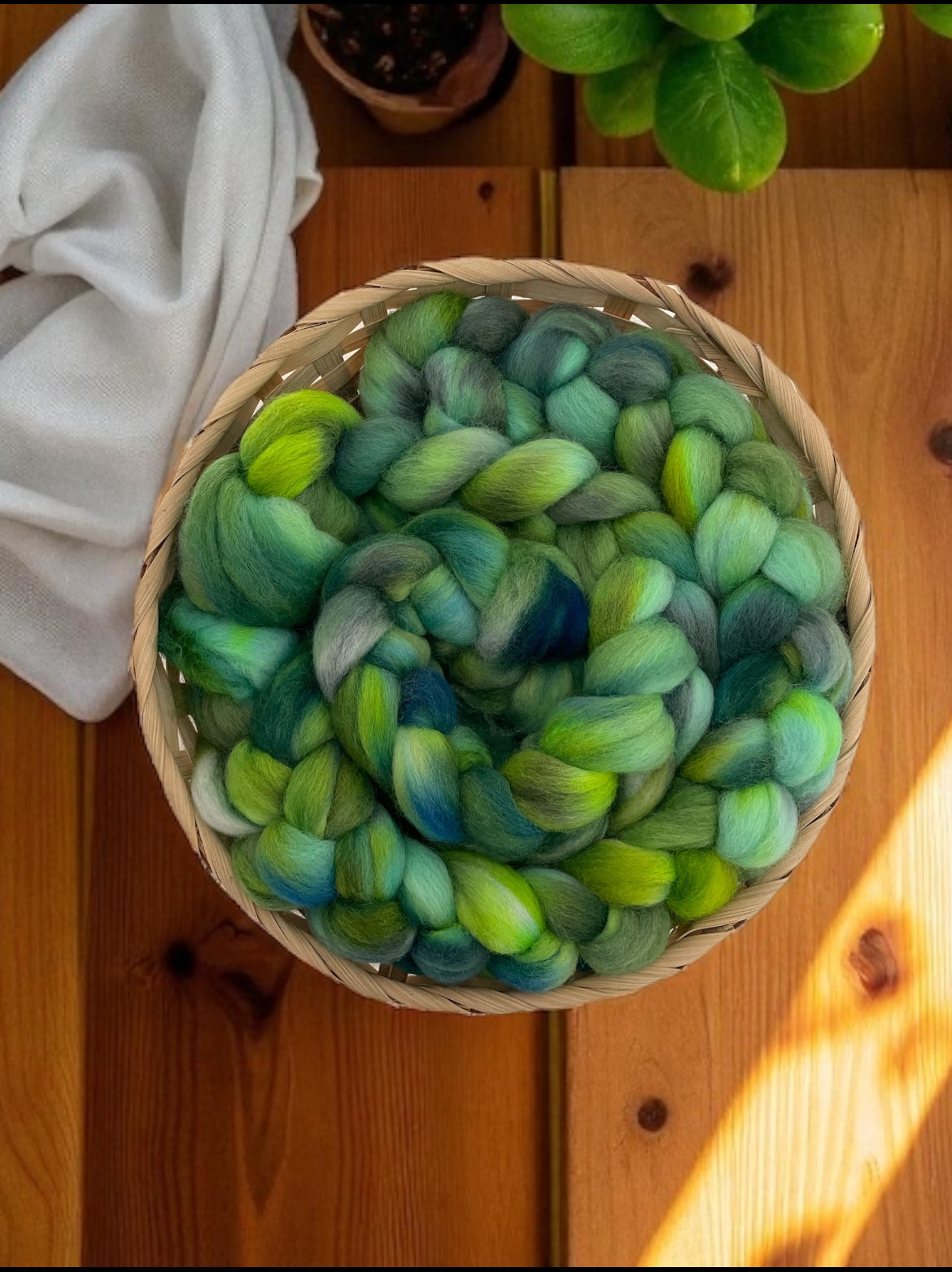 Happy 11 - 100% Corriedale Wool - Spinning Fibre/Fiber