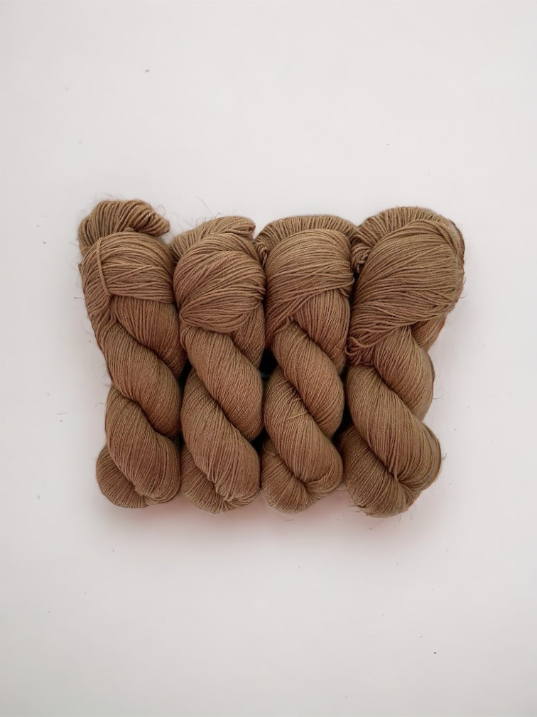Sustainable Fingering Weight Semi-Solids - Choose your colour