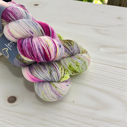 Grape Fizz - Single Ply -100% SW Merino