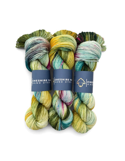 Sunlit Moss -  Fingering Weight. - Single Ply 100% SW Merino