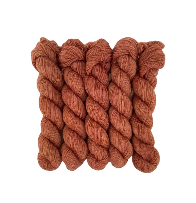 Peruvian Highland Wool 50g - Fingering/Sock weight