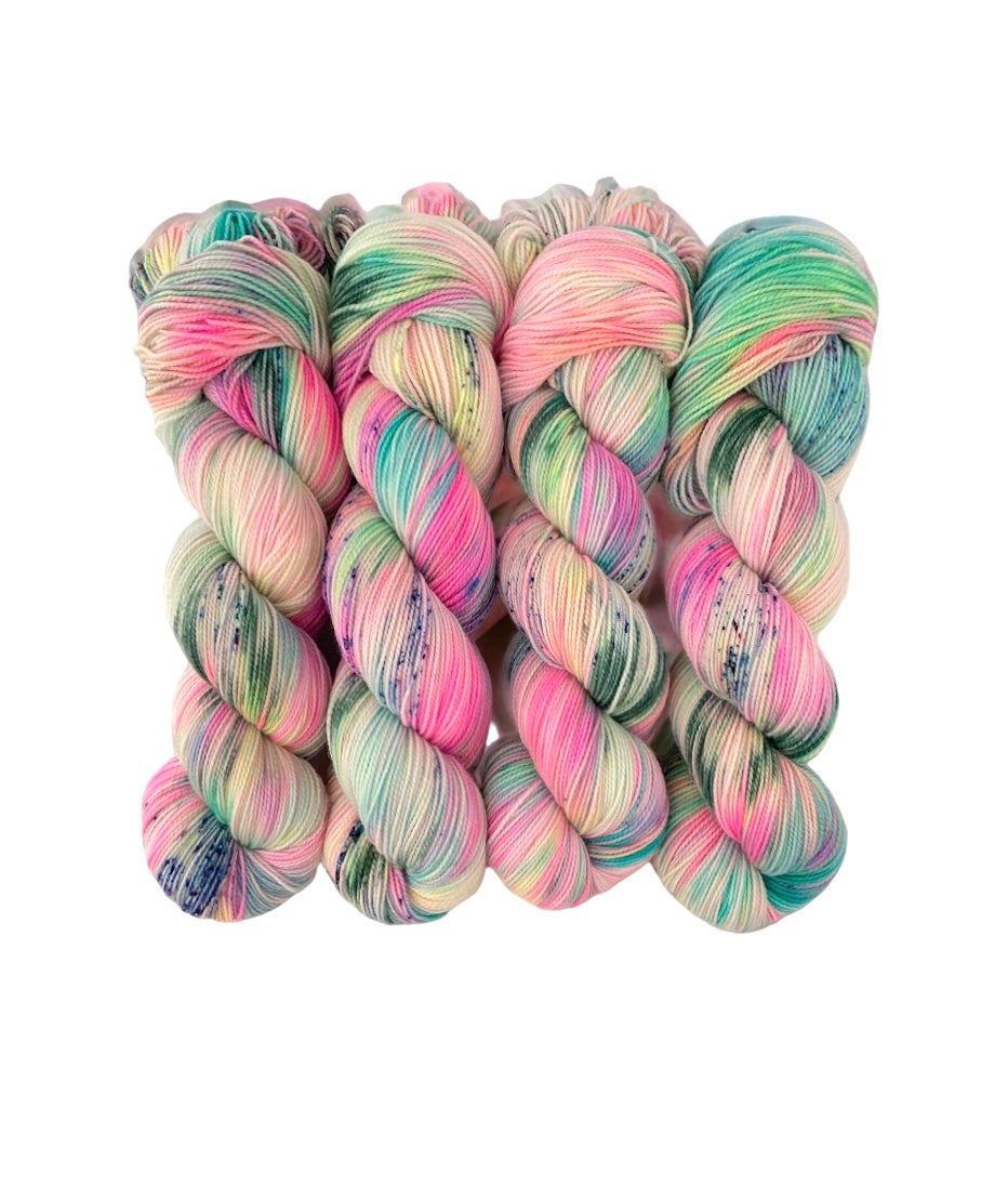 Island Dream - Fingering/Sock Weight