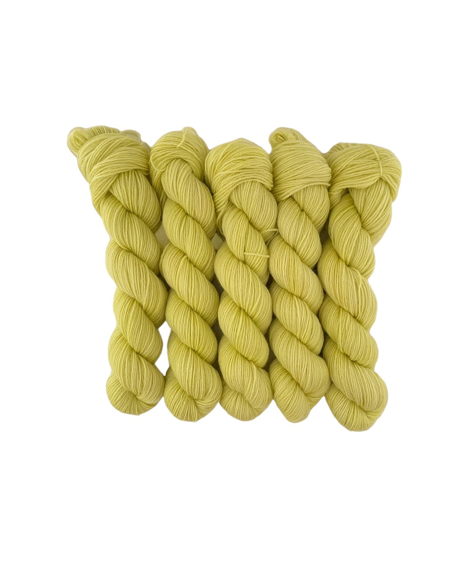 Peruvian Highland Wool 50g - Fingering/Sock weight