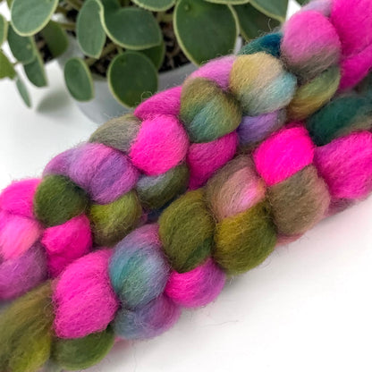Matcha & Magenta  - 100% Dorset Horn Top Wool Spinning Fibre/Fiber