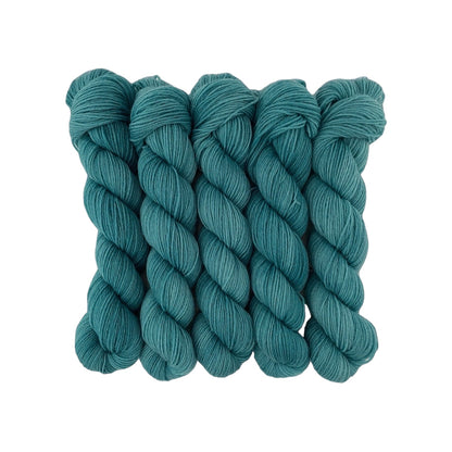 Peruvian Highland Wool 50g - Fingering/Sock weight