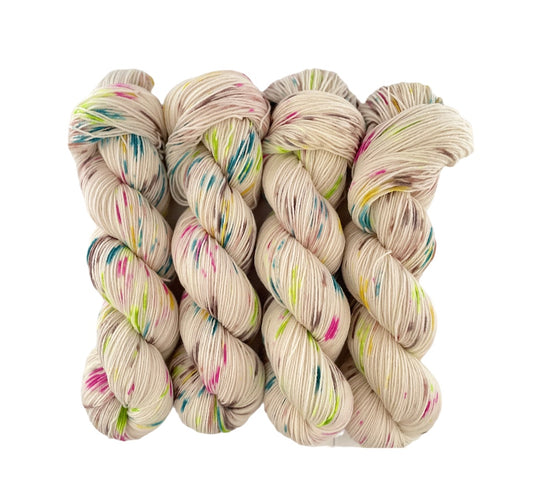 Smarty Pants - Organic Fingering/Sock Weight